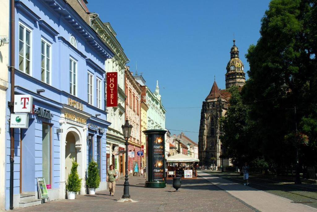 Hotel Ar Golden House Košice Esterno foto